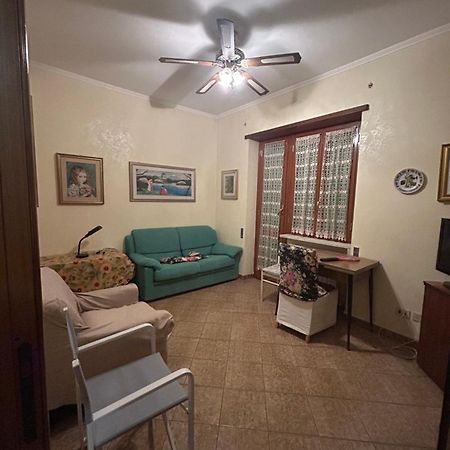 钱皮诺Italias House公寓 外观 照片